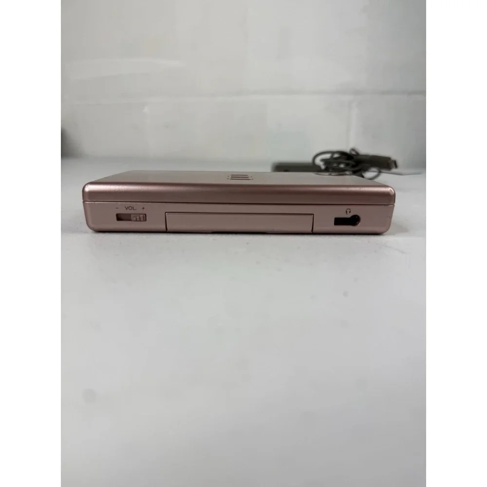 Nintendo DS Lite Metallic Rose Bundle - Games + Charger